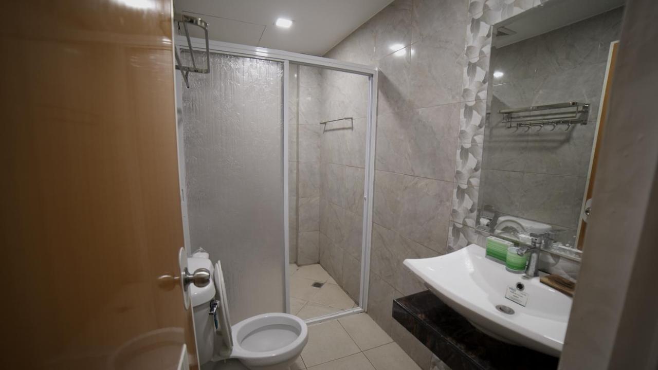 Floating Sanctuary Resort Powered By Cocotel Bulacan Cameră foto
